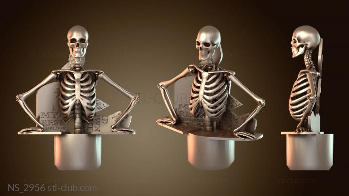 Нестандарт Скелеты из рулонов туалетной бумаги, скелеты-надгробия