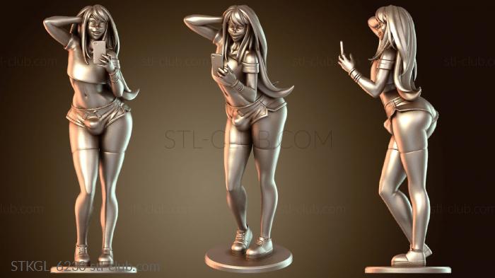 Статуэтки девушки Иззи Вивид