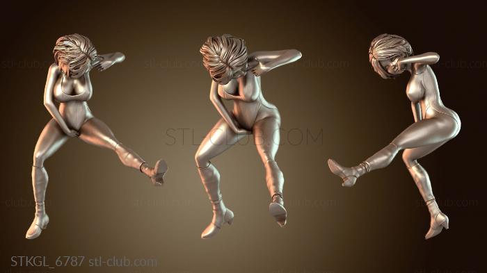 Статуэтки девушки Натали в бокале для мартини