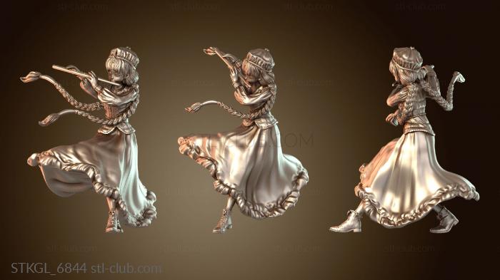 Статуэтки девушки Девушка-скандинавский бард, играющая на флейте