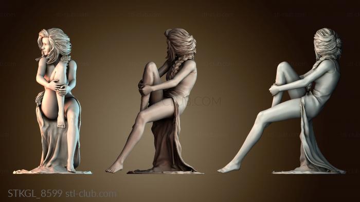 Статуэтки девушки STKGL_8599