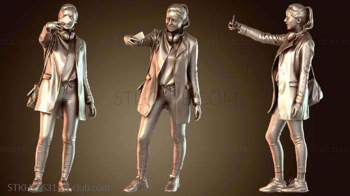 Елена Стронг